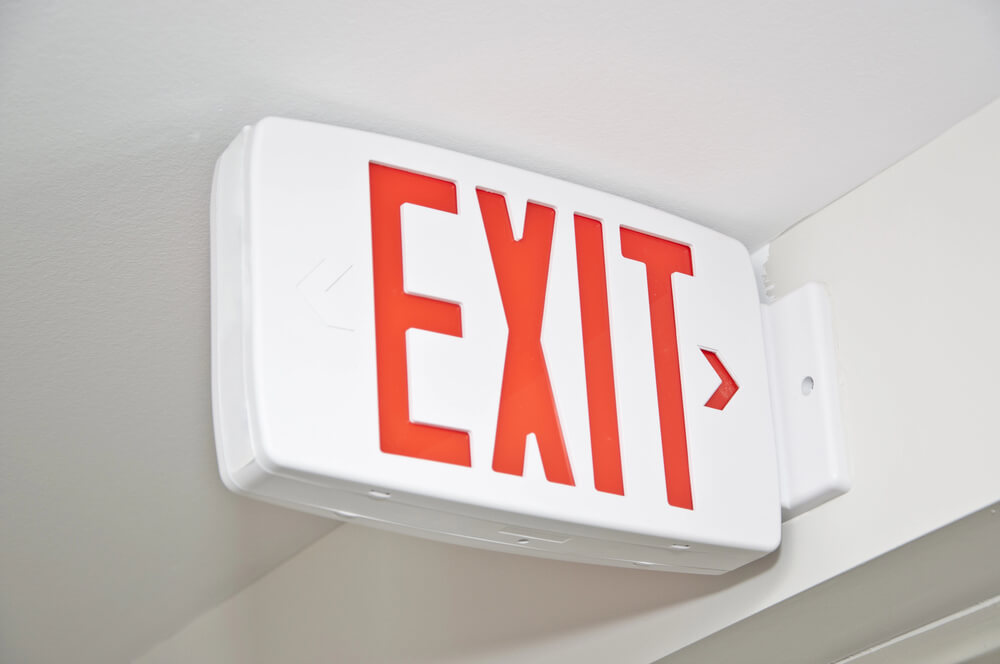 How Emergency Lights With Battery Backup Keep You Safe